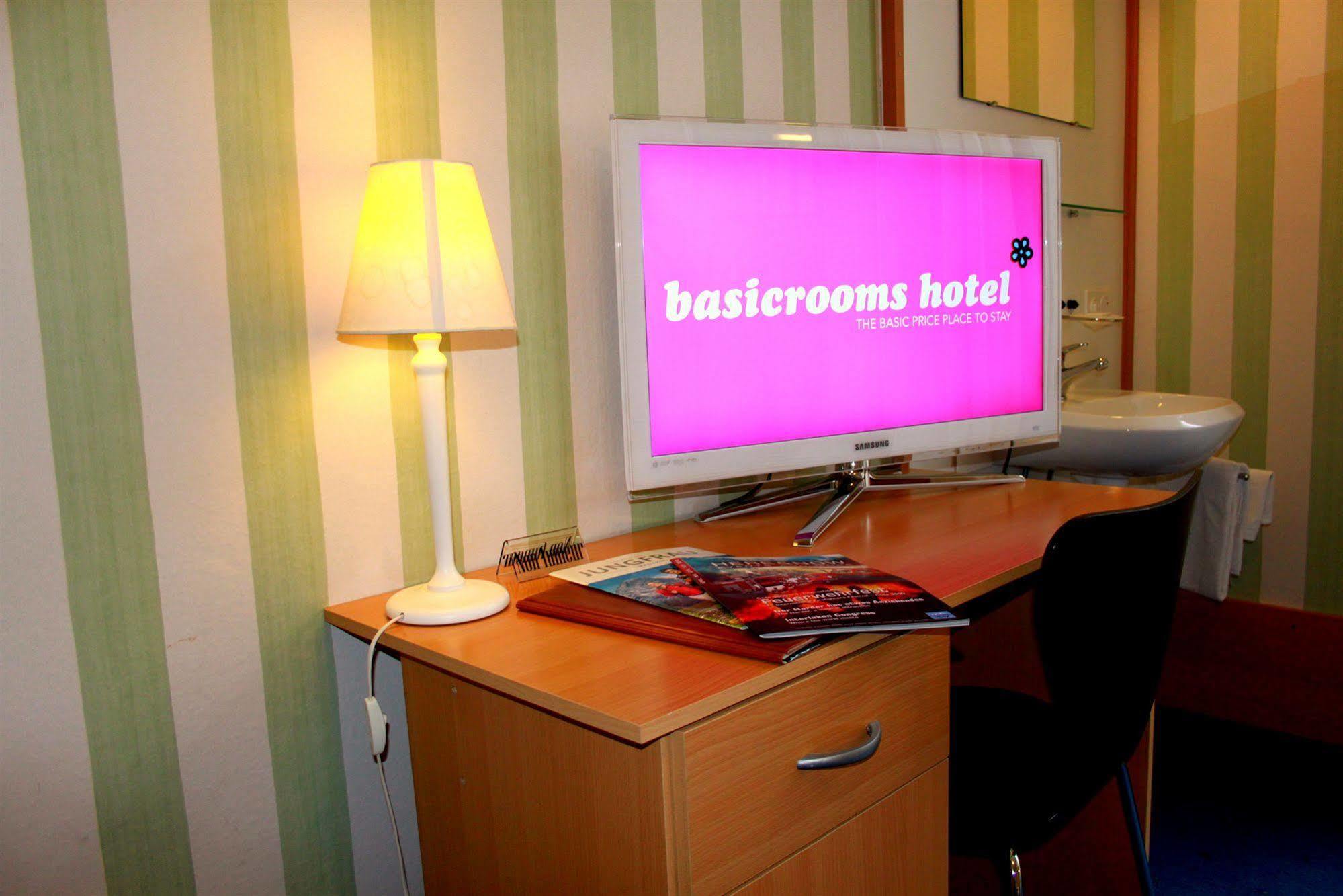 Basicrooms Hotel Unterseen Екстер'єр фото